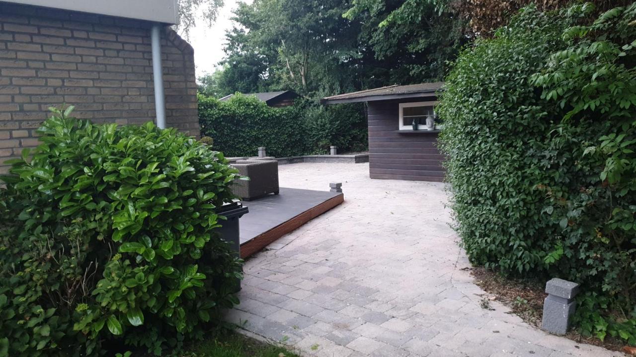 Lake House 74, Luxury Accommodation Ir Sauna Warmond Luaran gambar